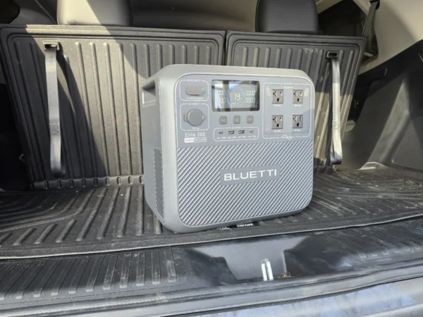 BLUETTI Elite 200 V2 Portable Power Station review - Power your gear through winter storms and more! - The Gadgeteer