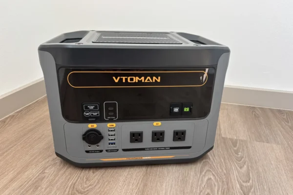 VTOMAN FlashSpeed 1000 Power Station Review - Road Affair