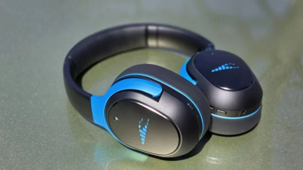 H2O Audio RIPT Ultra Over-The-Ear Sport Headphones Review: Luxury Audio for Active Lifestyle