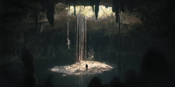 "UNDERLAND" - Review