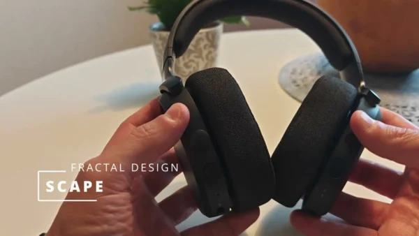 Fractal Design Scape - Quick look at the brand new wireless headset