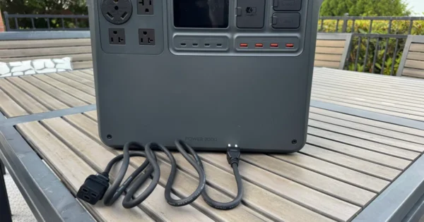 DJI Power 2000 Power Station review: portable power for your drone show