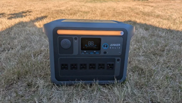 Review: The Anker Solix C1000 is a must-pack for camping