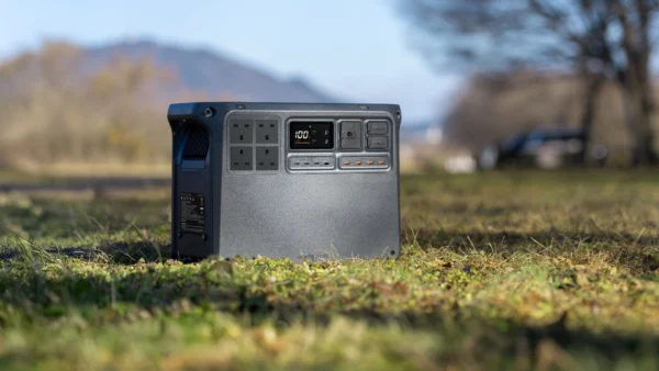 DJI Power 2000 review: a lighter-than-average 3,000W powerhouse with ports galore