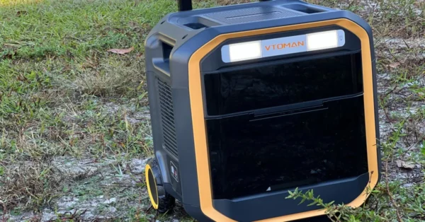 VTOMAN FlashSpeed Pro 3600 review: A power station big enough for a motorcycle and small enough for a GoPro
