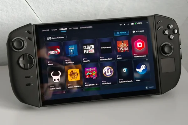 Lenovo Legion Go 2 review: this gaming handheld is worth it for the screen alone | Stuff