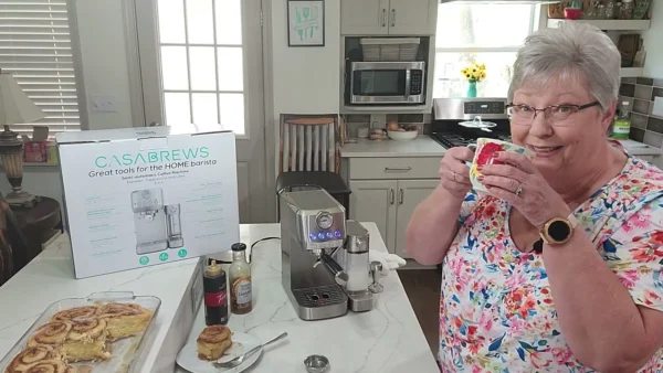 Casabrews 3700Pro Espress Machine with Automatic Milk Frother Review