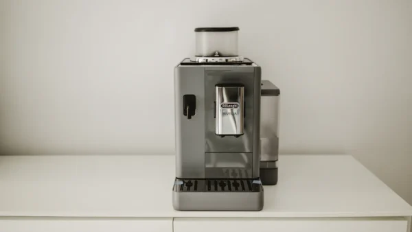 De'Longhi Rivelia Review: Bean-To-Cup With a Double Bean Hopper