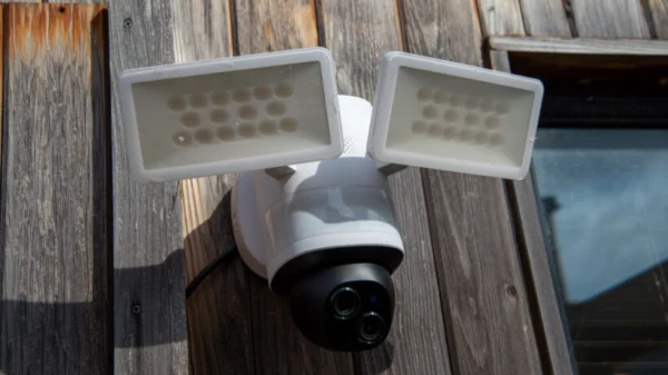 Eufy Floodlight Camera E340