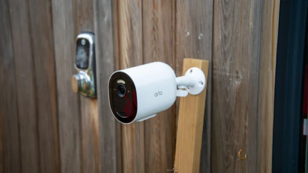 Arlo Go 2 Review