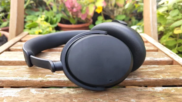 Sennheiser Accentum Wireless review