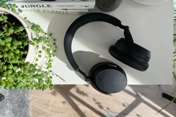 Sennheiser Accentum review: great mid-range headphones