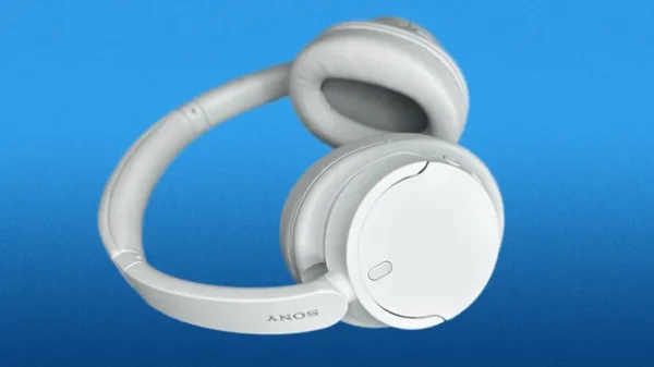Sony CH-720N Review: ANC Headphones Get Some Nice Upgrades
