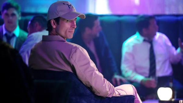How to Make a Killing Review: Glen Powell is a Defanged Patrick Bateman Wannabe in John Patton Ford's Lukewarm Black Comedy
