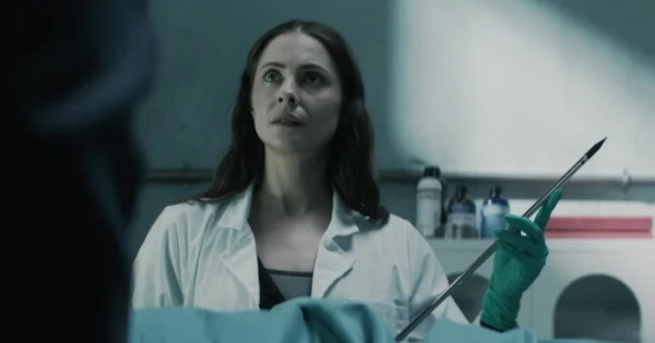 The Mortuary Assistant Review (2026): When Game Logic Breaks Movie Logic