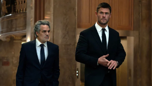'Crime 101' review: This thriller is one of my favorite movies of the year so far