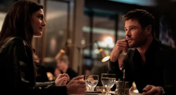 Crime 101 Review: A Slick, Character-Driven Heist Thriller