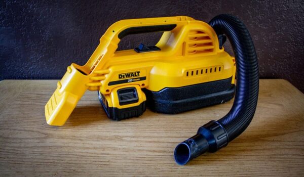 DeWalt 20V Max 1/2 Gallon Wet/Dry Portable Vac