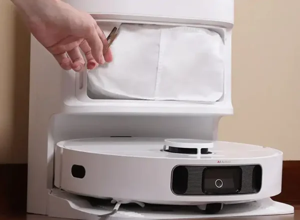 DreameBot L10s Ultra review: A floor-cleaning dream machine