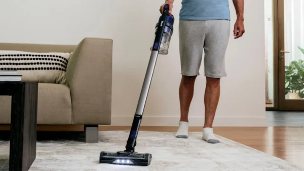 Shark Pet Cordless Stick: a pet vacuum with no bark or bite