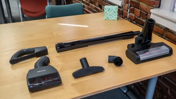Miele TriFlex HX1 Cat & Dog Cordless Vacuum Review