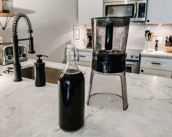 This Is the Cold Brew Coffee Maker You Need in Your Life