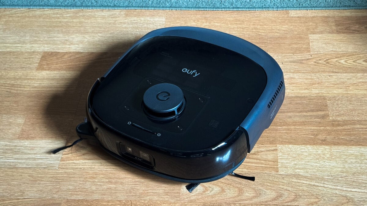 Eufy Omni E28 Review: A Good Vacuum That Tries to Do Too Much