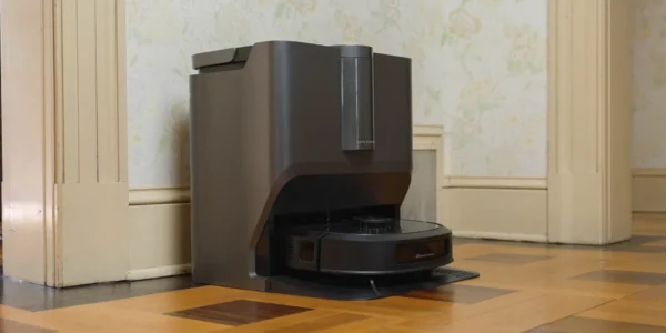 Eureka J20: The innovative do-it-all mopping robot vacuum I've been waiting for