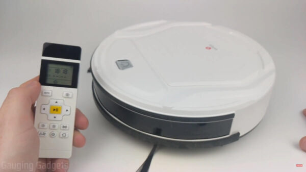 Lefant M210 Review: A Budget Robot That Gets the Job Done