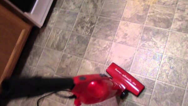 Review Dirt Devil Simpli Stik SD20000RED Review