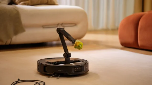 I tested the impressive, futuristic Roborock Saros Z70