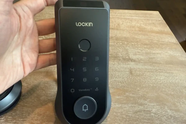 Tested: Palm vein recognition just ruined regular smart locks for me