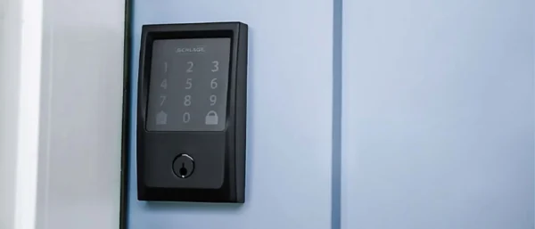 Schlage Encode Plus review: Tap your iPhone or Apple Watch to unlock