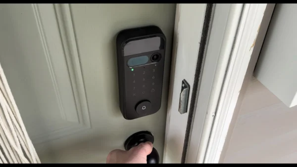 myQ Secure View™ 3-in-1 Smart Lock with 2K HDR Video Doorbell Camera | Honest Review