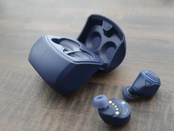 Review: Audio-Technica ATH-CKS50TW Solid Bass True Wireless Earbuds