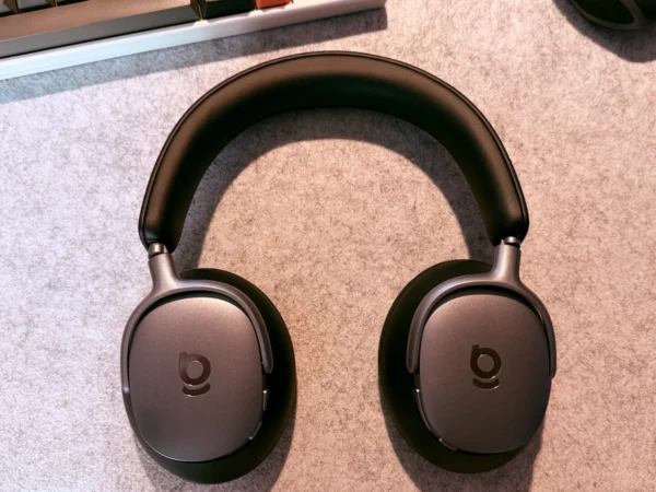 Baseus Inspire Series Review: Overachieving Over-ear Headphones - The Gadgeteer