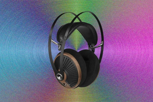 The Meze Audio 105 Silva Look Great, Sound Better