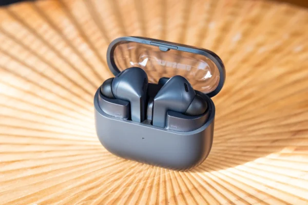 Galaxy Buds 3 FE Review: Samsung's 'Fan Edition" Wireless Earbuds Are Just Enough