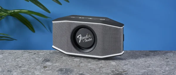 Fender x Teufel Rockster Go 2 review: I'd take it to house parties just to show it off