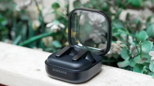 I Listened to Samsung’s New Galaxy Buds 4 Pro: The Bass Alone Is Enough to Worry Apple