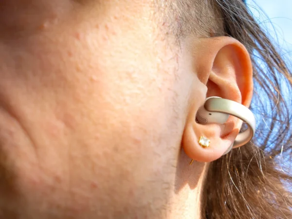 Soundcore AeroClip Review: Wonderfully Weird