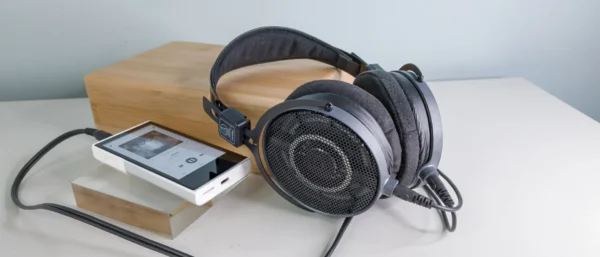Audio Technica ATH-R70xa review: Light on build, big on sound