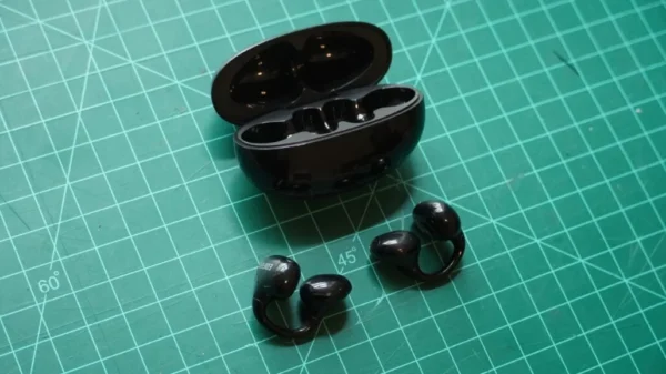 These $130 Buds Are Better Than Bose in One Important Way