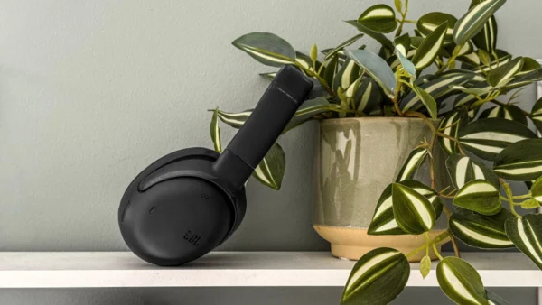 JBL Tour One M3 – Tech Reviews