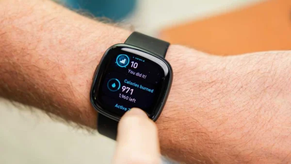 Fitbit Versa 4 review