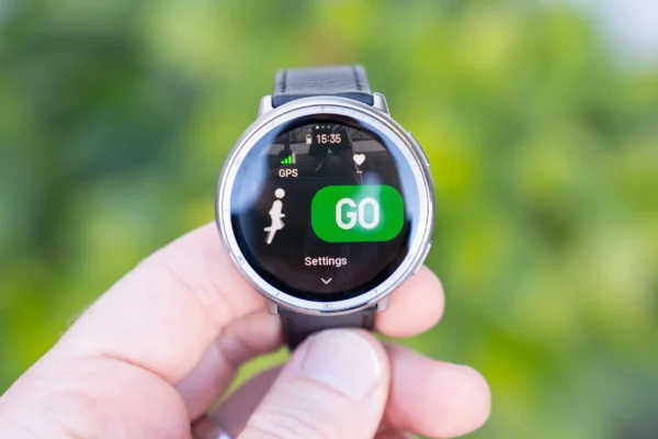 AmazFit Active 2 Hands-on: $99 Sportswatch with Mapping!