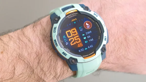 I wore the Garmin Instinct 3 for six weeks and it's a near-perfect smartwatch for outdoor enthusiasts