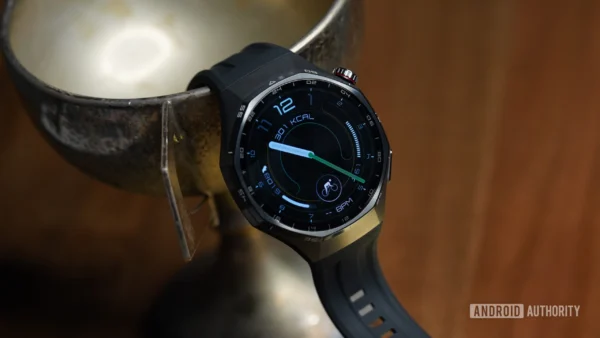 The HUAWEI Watch GT 6 Pro might be the best-looking fitness tracker in my smartwatch box