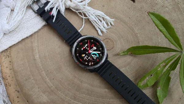 I tested Polar's mid-budget smartwatch against a Garmin Forerunner – and it fell down in one key area