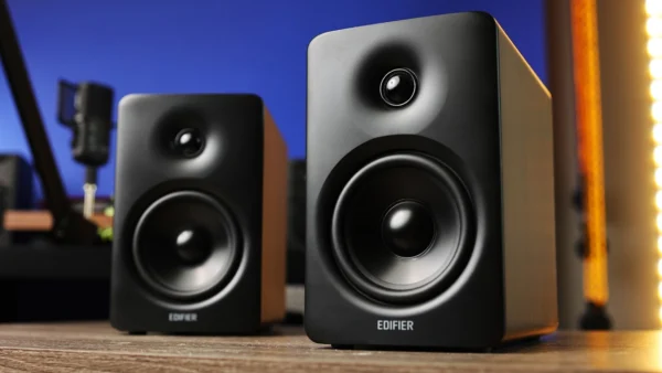 These Speakers Are Soooo Good At Everything! : Edifier M90